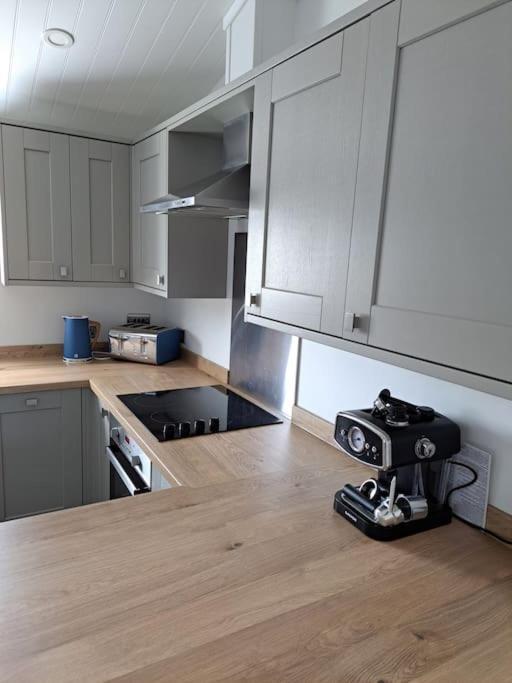 Diddly Squat Lodge With Hot Tub, Pendle View Holiday Park Clitheroe Exterior foto