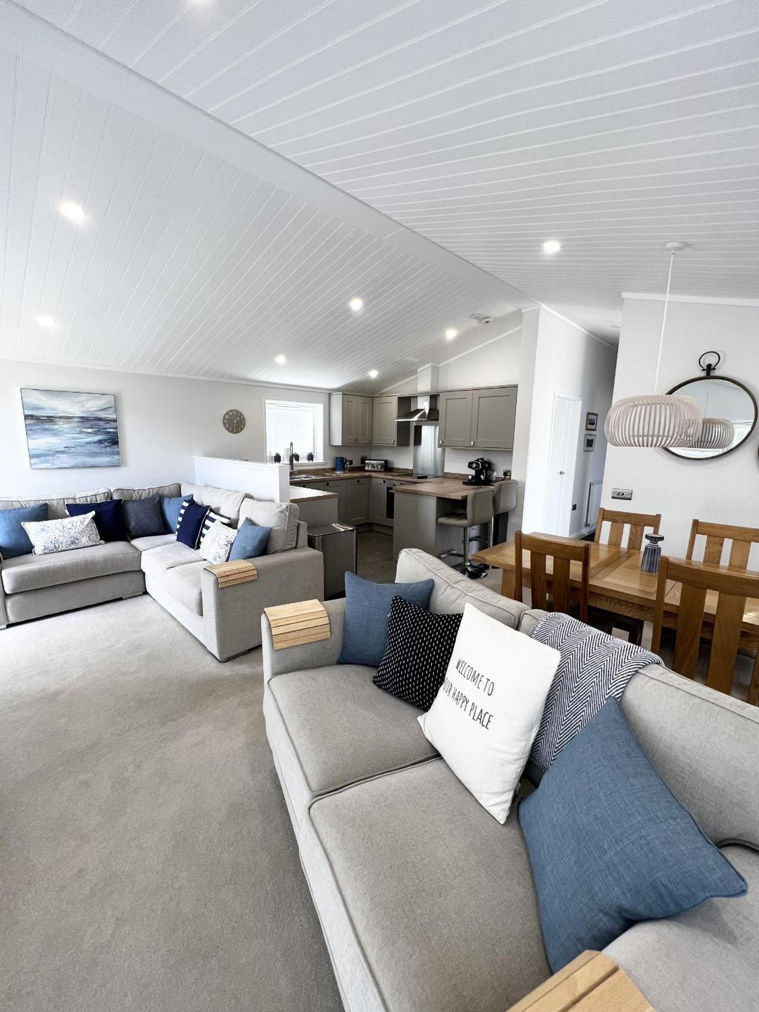 Diddly Squat Lodge With Hot Tub, Pendle View Holiday Park Clitheroe Exterior foto